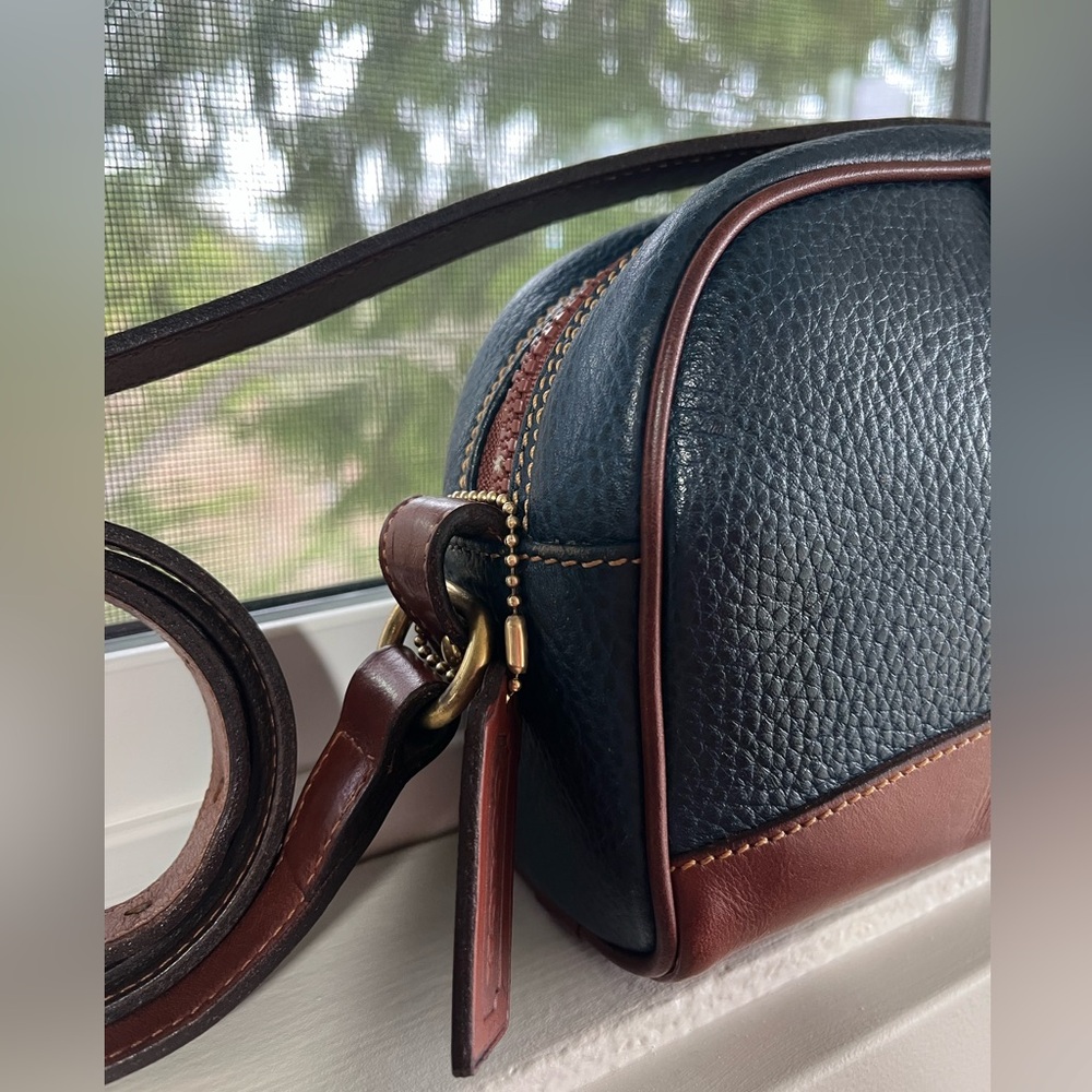 Vintage Coach Alexandria Zip from Sheridan Collection - All Weather Leather - Picture 16 of 16